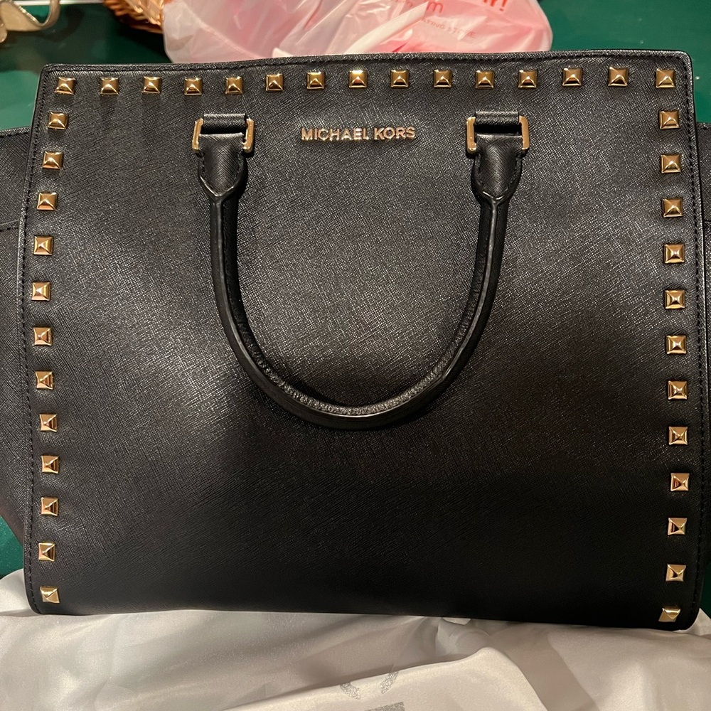 EUC Michael Kors large Selma satchel with matching wallet. - Picture 7 of 16